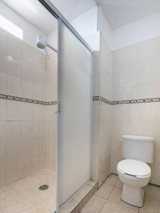 Foto del baño de Hotel Capital O Zona Dorada Inn, Mazatlán