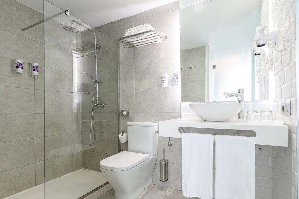 Foto del baño de Hotel FERGUS Cactus Garden