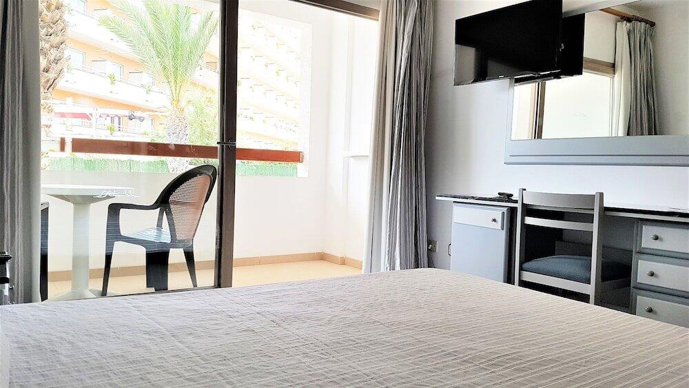 Hotel Stil Bonsai, Can Picafort - Reserving