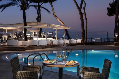 Foto de restauración de Hotel Melia South Beach
