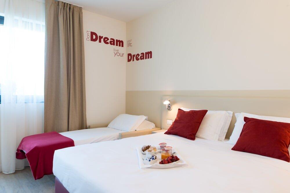 Foto de una habitación de Airport Hotel Bergamo