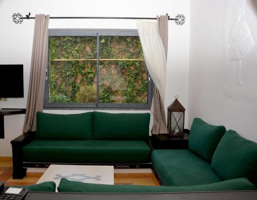 Foto de una habitación de Borjs Hotel Suites &amp;amp; Spa