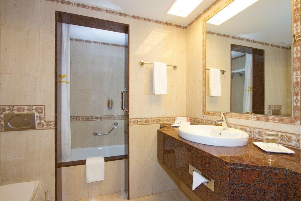 Foto del baño de Hotel Riu Palace Tres Islas