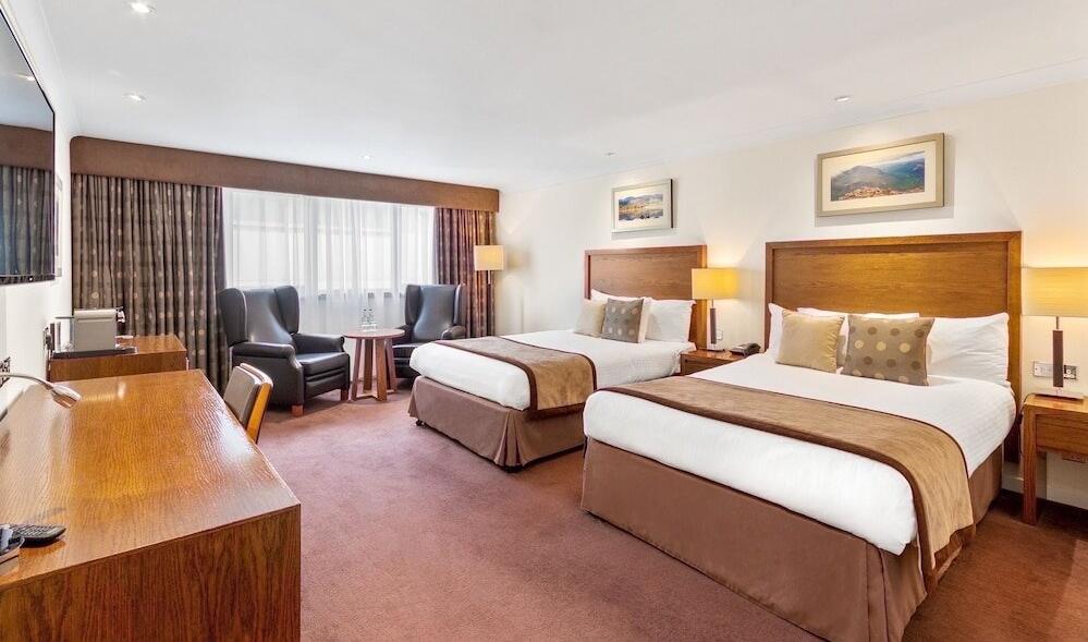 Foto de una habitación de The Aberdeen Altens Hotel