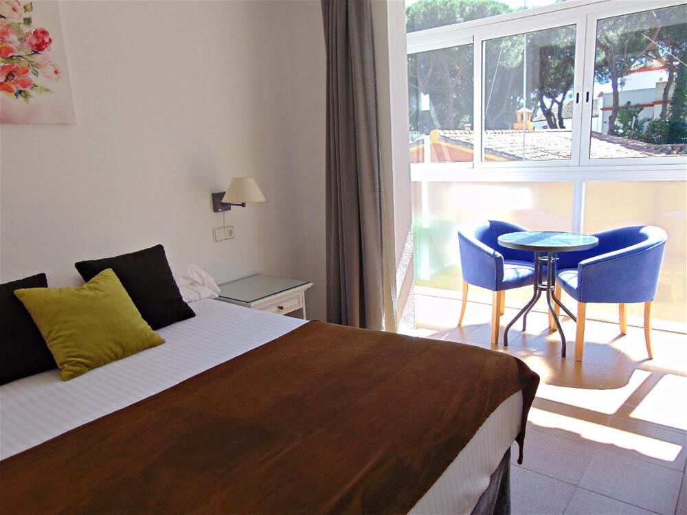Foto de una habitación de Hotel Campomar Playa