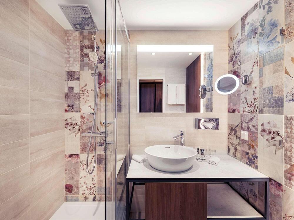 Foto del baño de Mercure Budapest Korona Hotel
