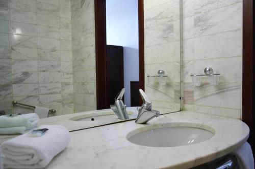 Foto del baño de Hôtel Mercure Strasbourg Centre Gare