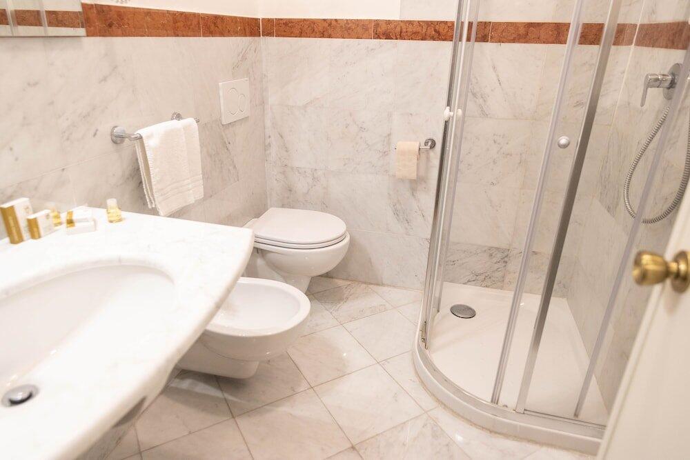 Foto del baño de Grand Hotel Duomo