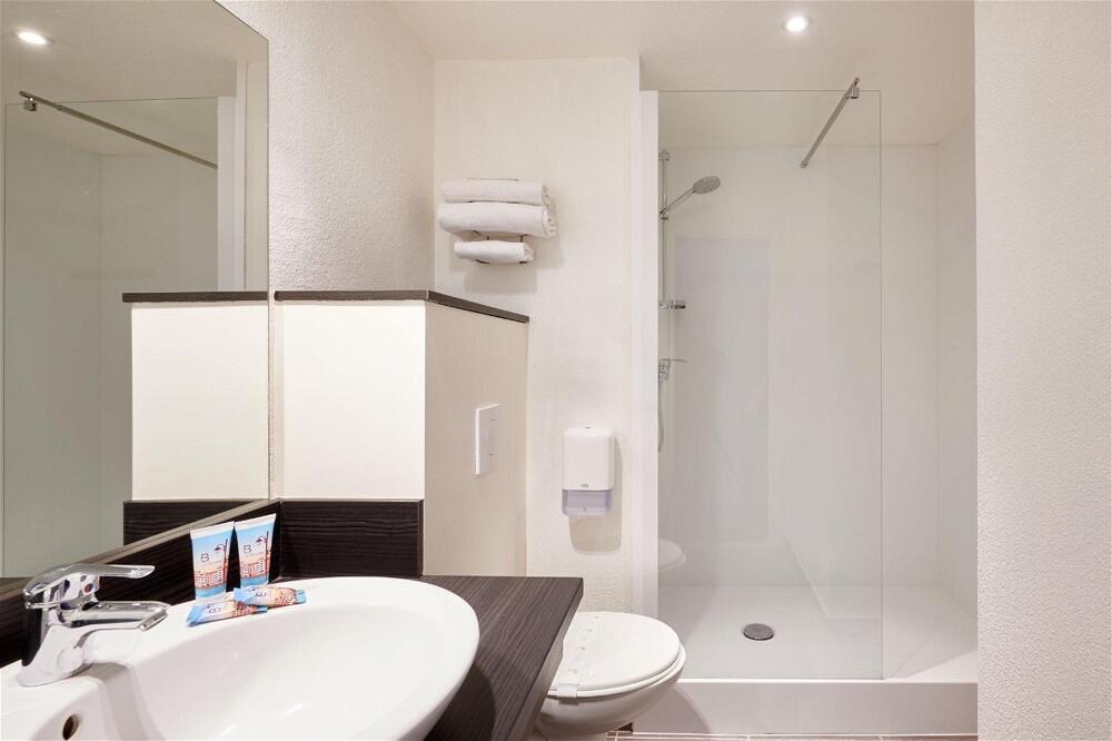 Foto del baño de Hôtel Le Bayonne