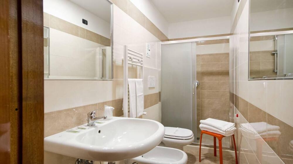 Foto del baño de Hotel Marco Polo Rome