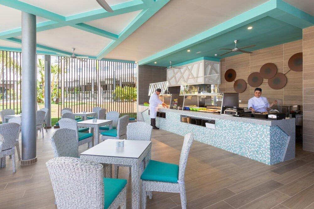 Foto del exterior de Hotel Riu Palace Palmeras - All Inclusive