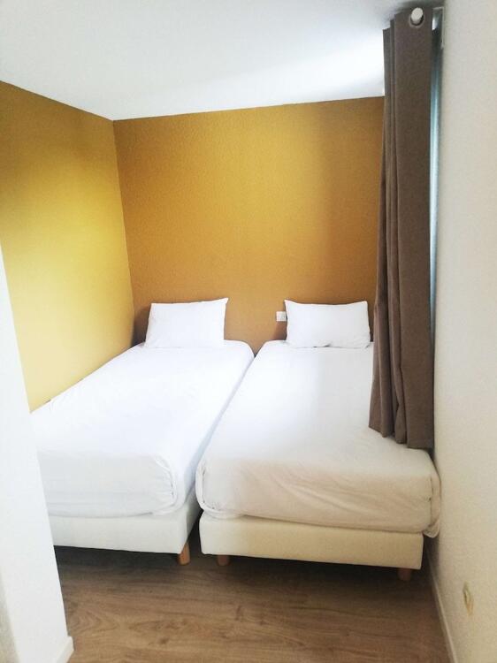 Foto de una habitación de Brit Hotel Marseille Aéroport