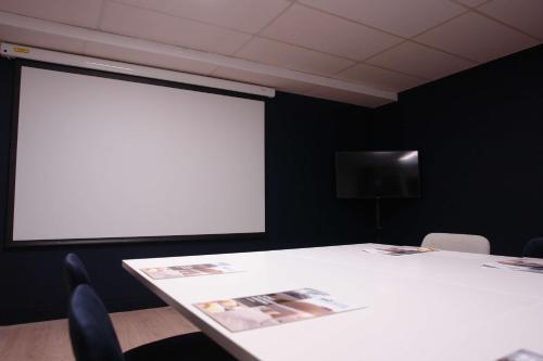 Foto de los servicios de Brit Hotel Marseille Aéroport
