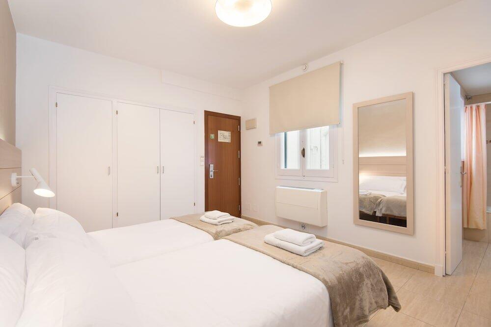Foto de una habitación de Hostal Jume - Urban Rooms