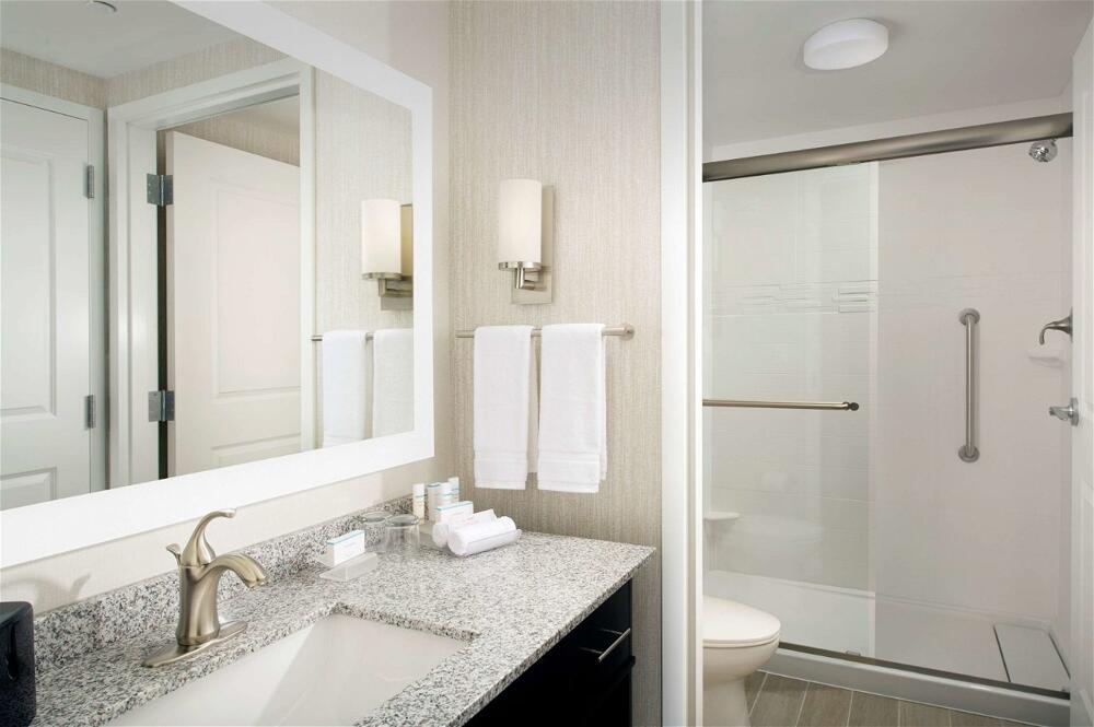 Foto del baño de Hotel Homewood Suites by Hilton Washington DC NoMa Union Station