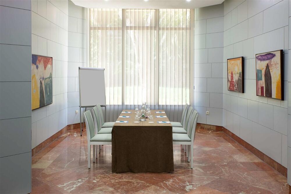 Foto de los servicios de Hotel NH Avenida Jerez