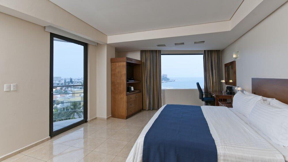 Foto de una habitación de Holiday Inn Express Veracruz Boca del Rio, an IHG Hotel