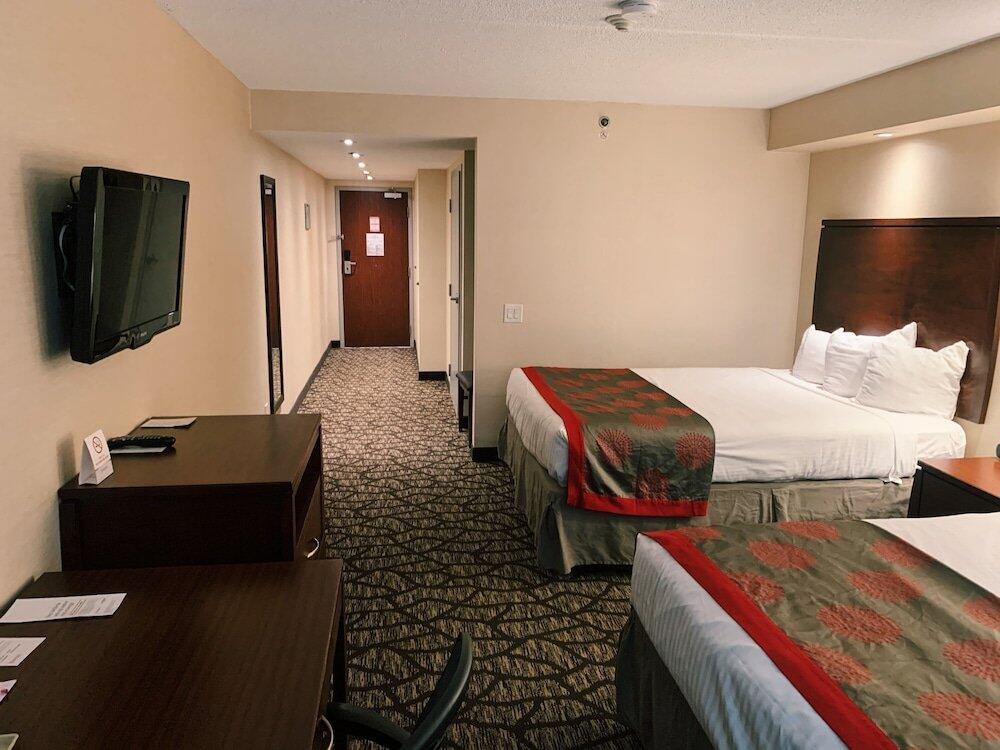Foto de una habitación de Hotel Ramada by Wyndham Niagara Falls by the River