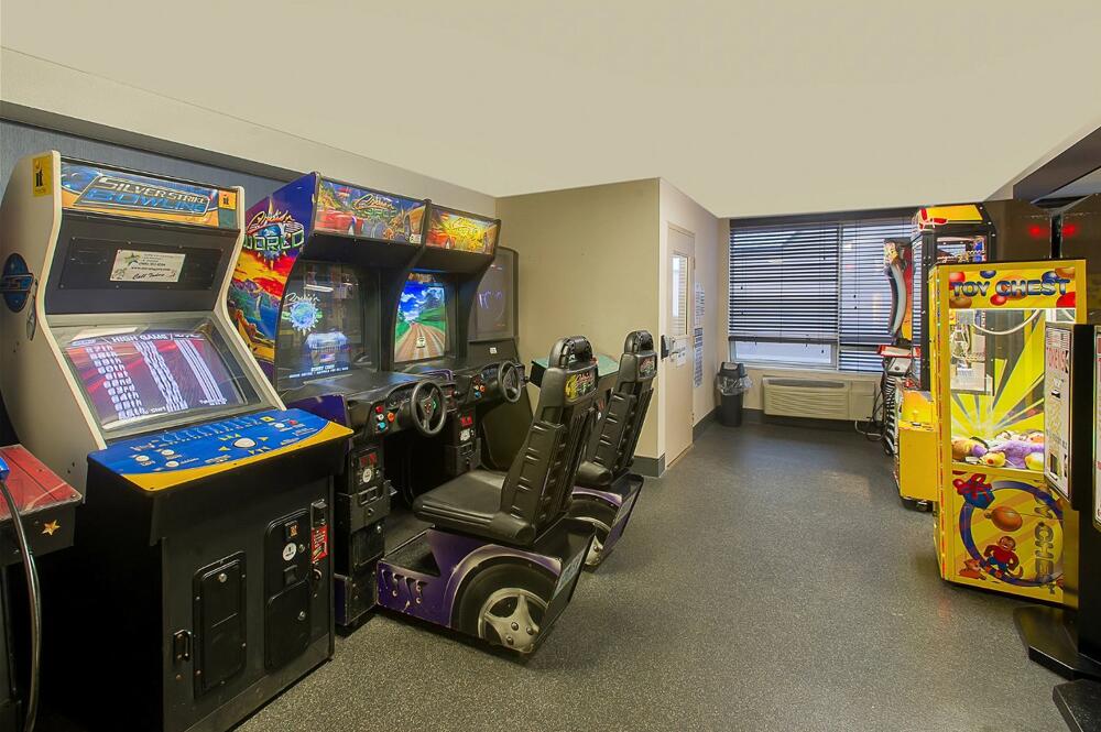 Foto de los servicios de Hotel Ramada by Wyndham Niagara Falls by the River