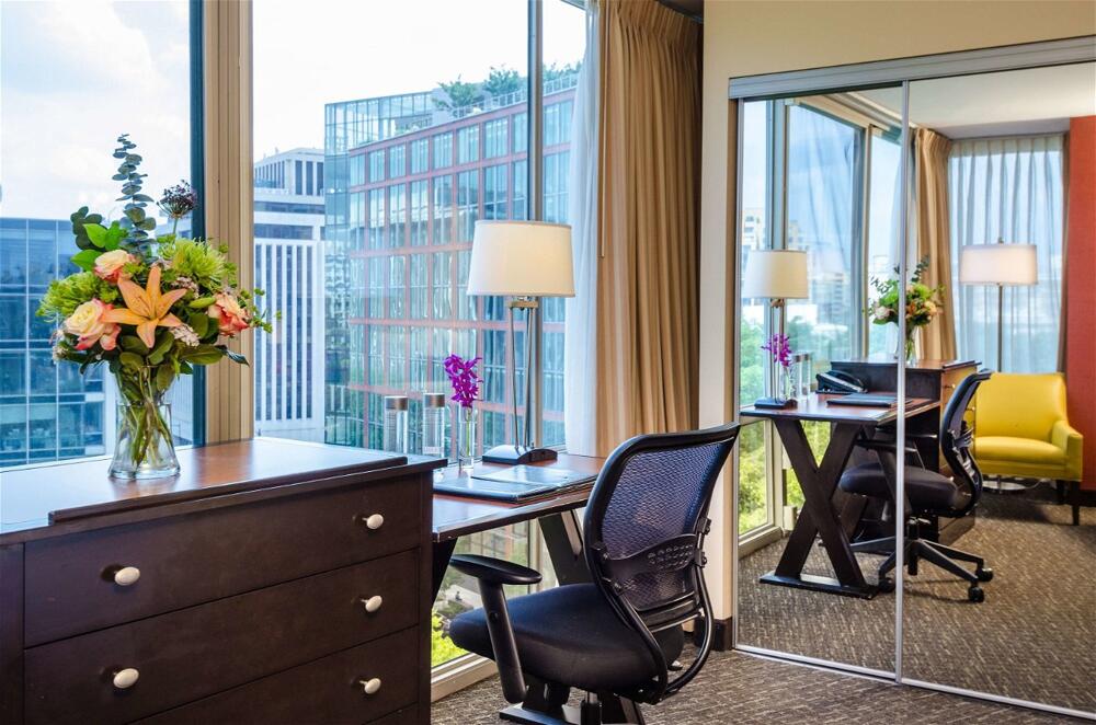 Foto de una habitación de Beacon Hotel &amp;amp; Corporate Quarters