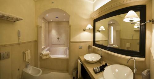 Foto del baño de Palazzo Gattini Luxury Hotel
