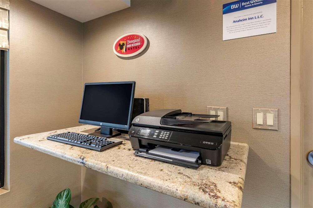 Foto de una habitación de Hotel Best Western Plus Anaheim Inn
