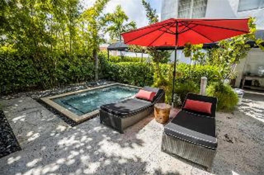 Foto del exterior de Hotel Metropole Suites South Beach