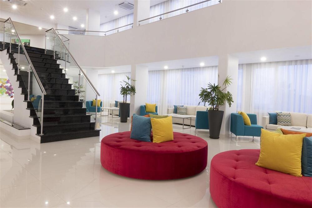 Foto de las zonas nobles de Aparthotel Luna Miramar Club