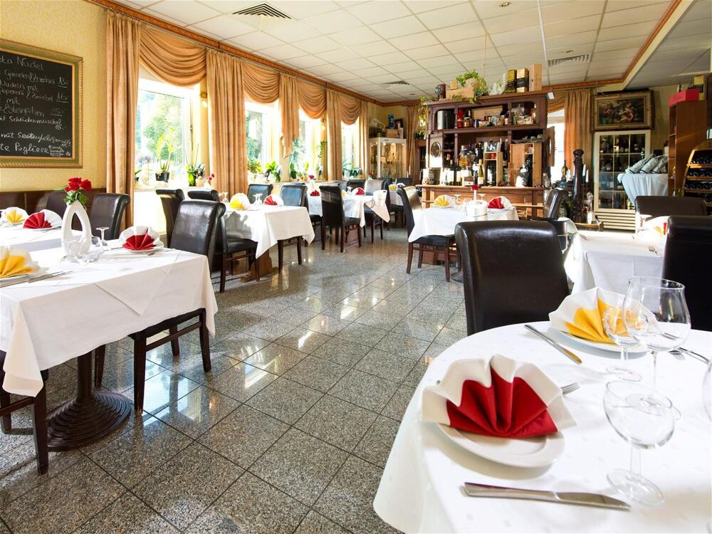 Foto de restauración de ACHAT Hotel Monheim am Rhein