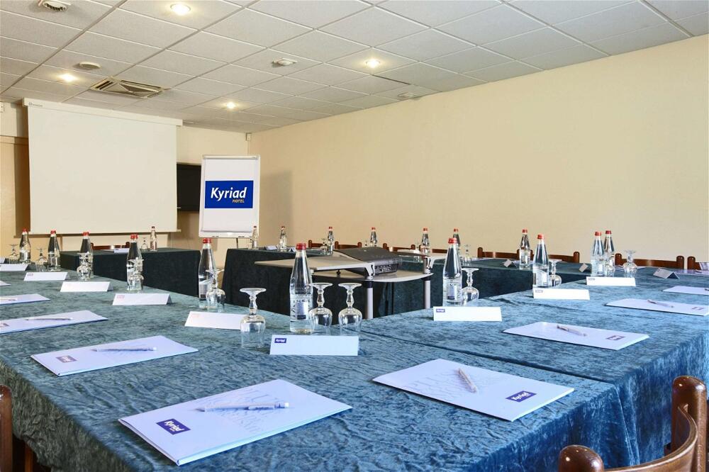 Foto de los servicios de Kyriad Niort - La Crèche