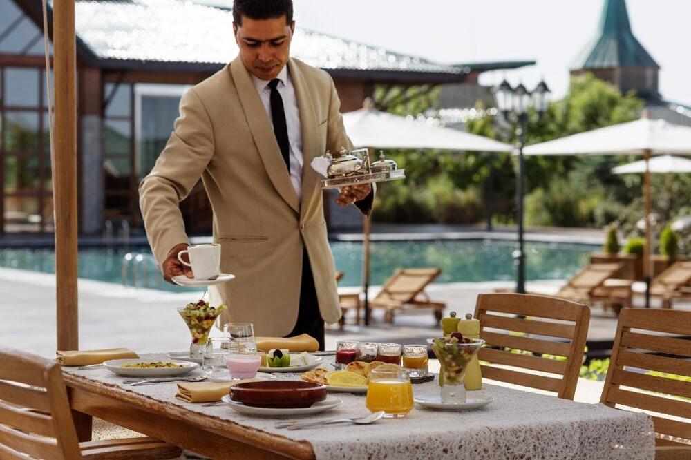 Foto de restauración de Hotel Michlifen Resort &amp;amp; Golf