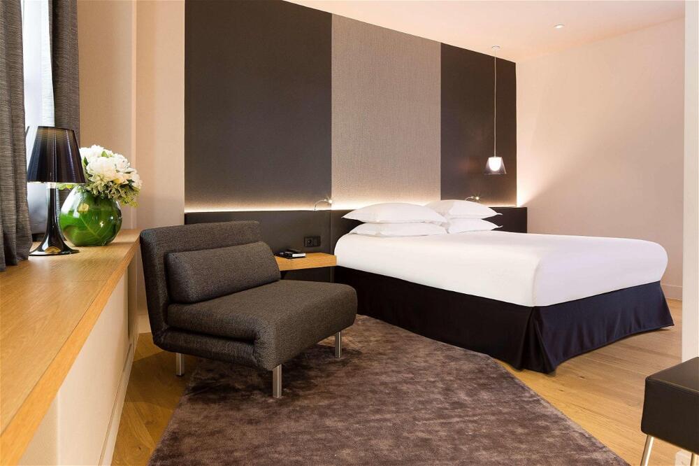 Foto de una habitación de Hotel Best Western Quartier Latin Pantheon