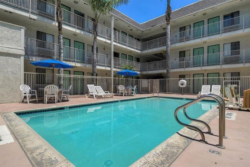 Foto general de Motel 6-Buena Park, CA - Knotts Berry Farm - Disneyland