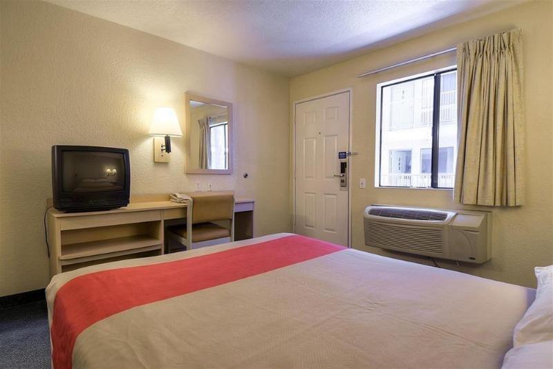 Foto general de Motel 6-Buena Park, CA - Knotts Berry Farm - Disneyland