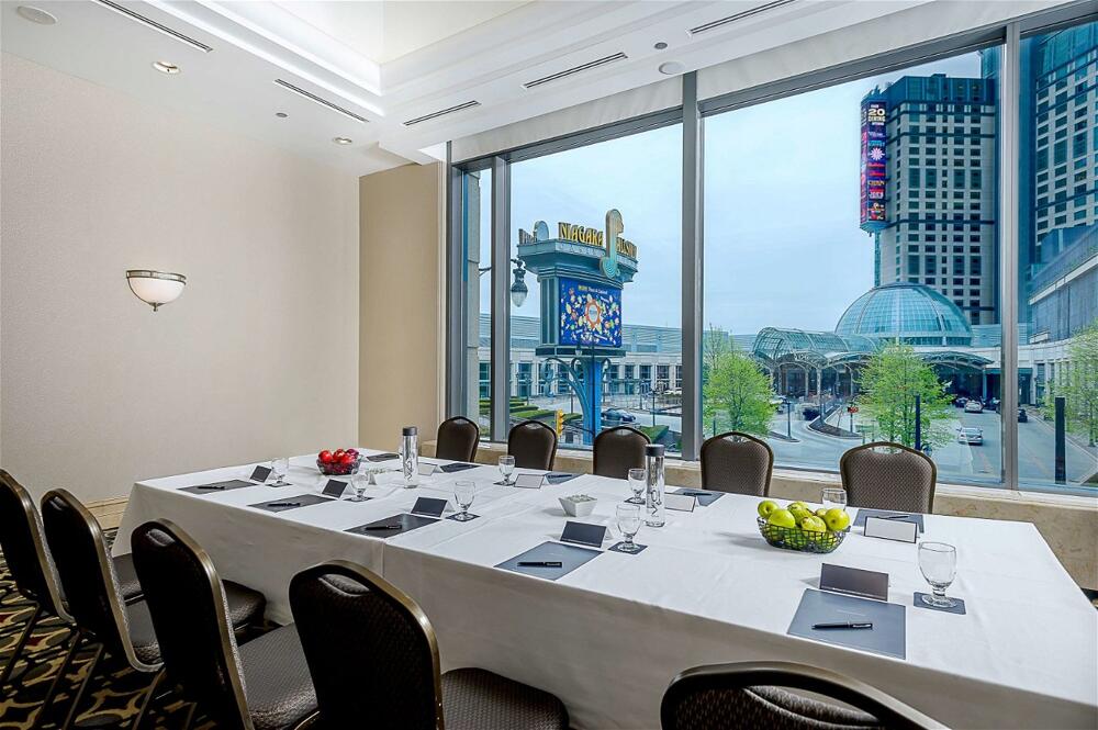 Foto de los servicios de Hilton Niagara Falls/ Fallsview Hotel and Suites