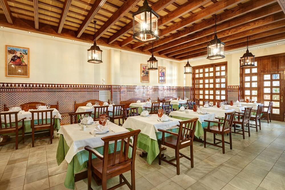 Foto de restauración de Hotel Hipotels Barrosa Garden