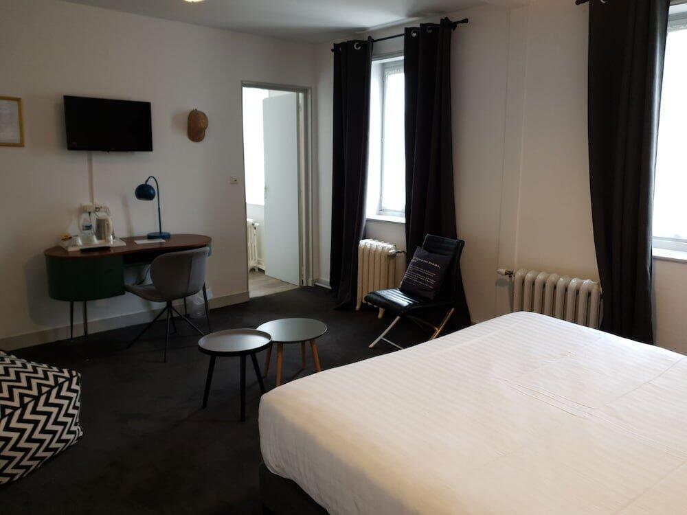Foto de una habitación de The Originals Boutique, Hôtel La Colonne de Bronze, Saint-Valéry-sur-Somme (Inter-Hotel)