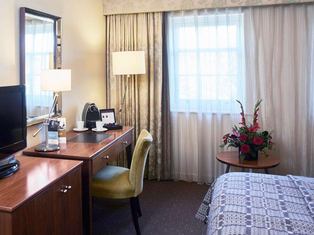 Foto de una habitación de Mercure Exeter Southgate Hotel