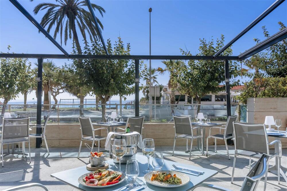 Dining – Hotel Calipolis