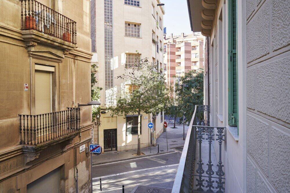 Foto del exterior de Barcelona Sants Station Apartments