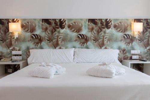 Foto de una habitación de Hotel BCL Levante Club &amp;amp; Spa - Adults only