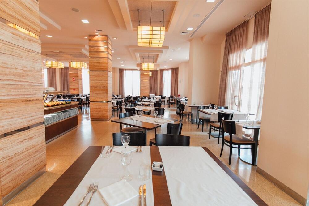 Foto de restauración de Poseidon La Manga Hotel &amp;amp; Spa - Designed for Adults