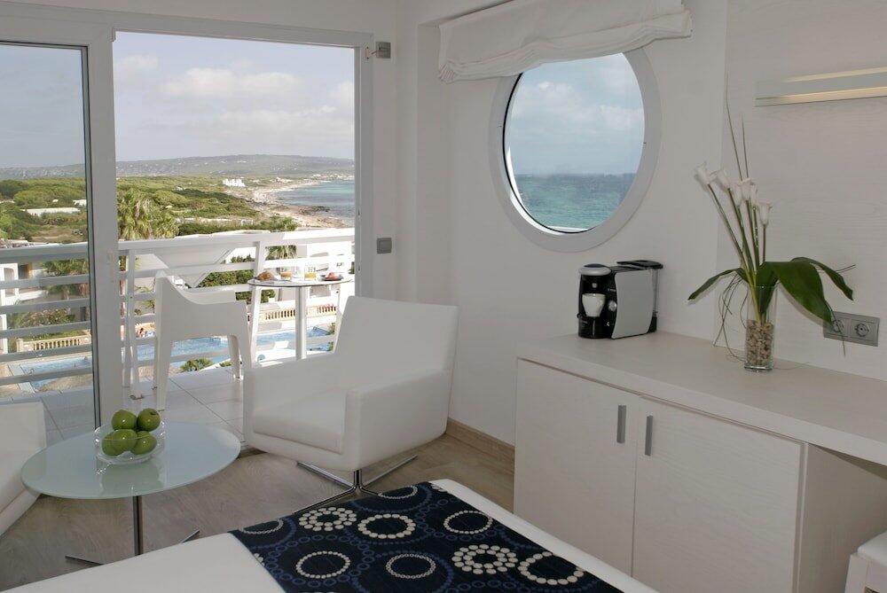 Foto de una habitación de Insotel Hotel Formentera Playa