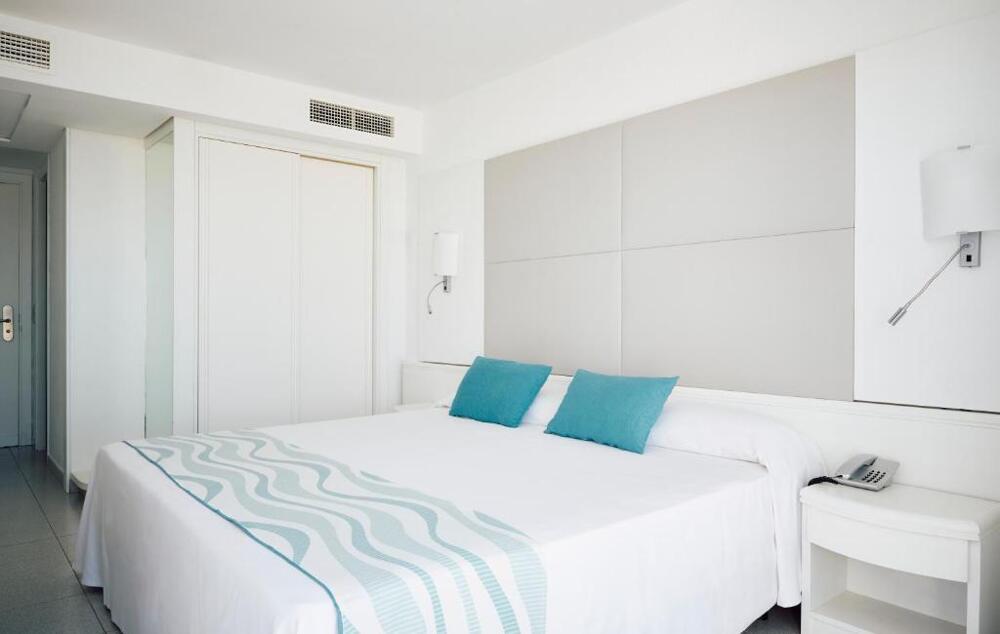 Foto de una habitación de Insotel Hotel Formentera Playa