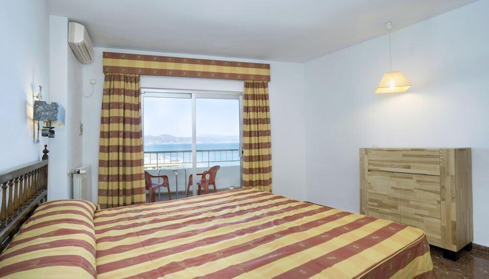 Foto de una habitación de Hotel Apartamentos Bajondillo