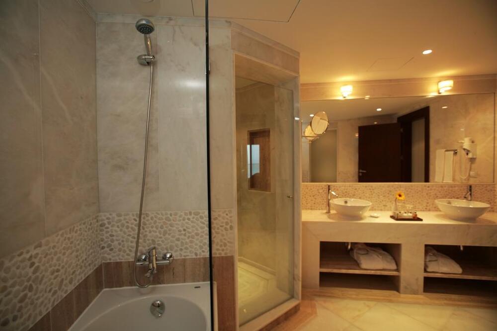 Foto de una habitación de Sesimbra Hotel &amp;amp; Spa