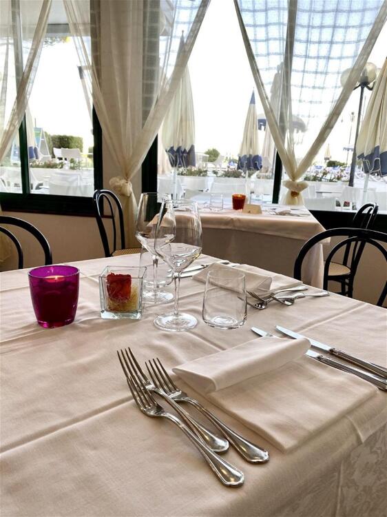 Foto de restauración de Hotel Florida