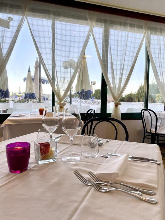 Foto de restauración de Hotel Florida
