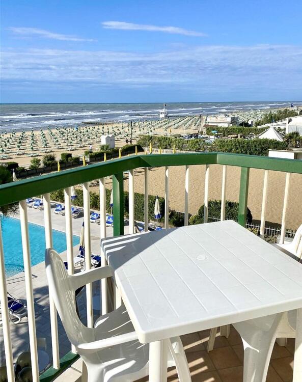 Foto del entorno de Hotel Florida