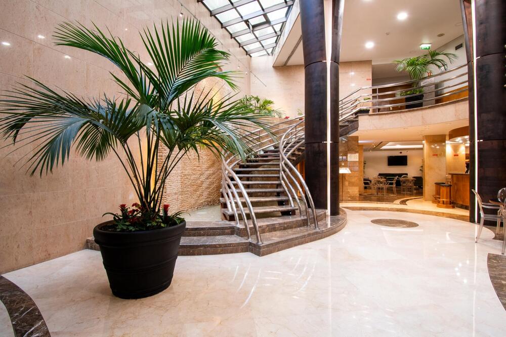 Foto de las zonas nobles de SANA Reno Hotel
